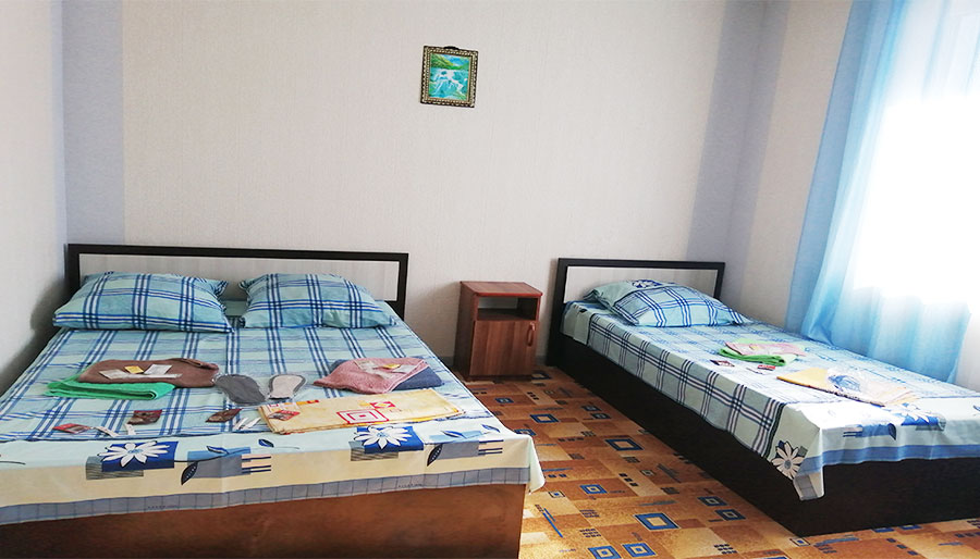 3х местный номер в гостевом доме "Наталья" в станице Должанской