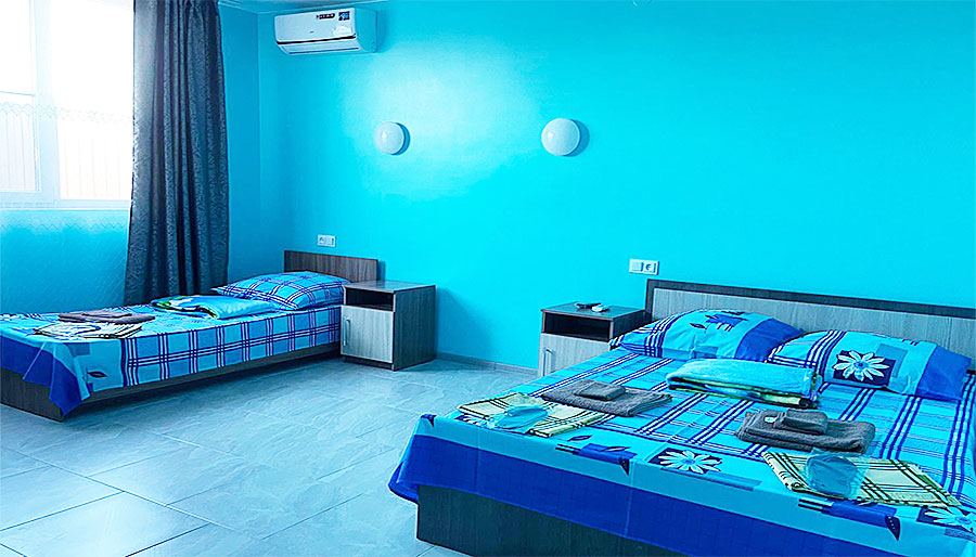 Двухкомнатный 4-х местный с санузлом в гостевом доме "Наталья" в станице Должанской